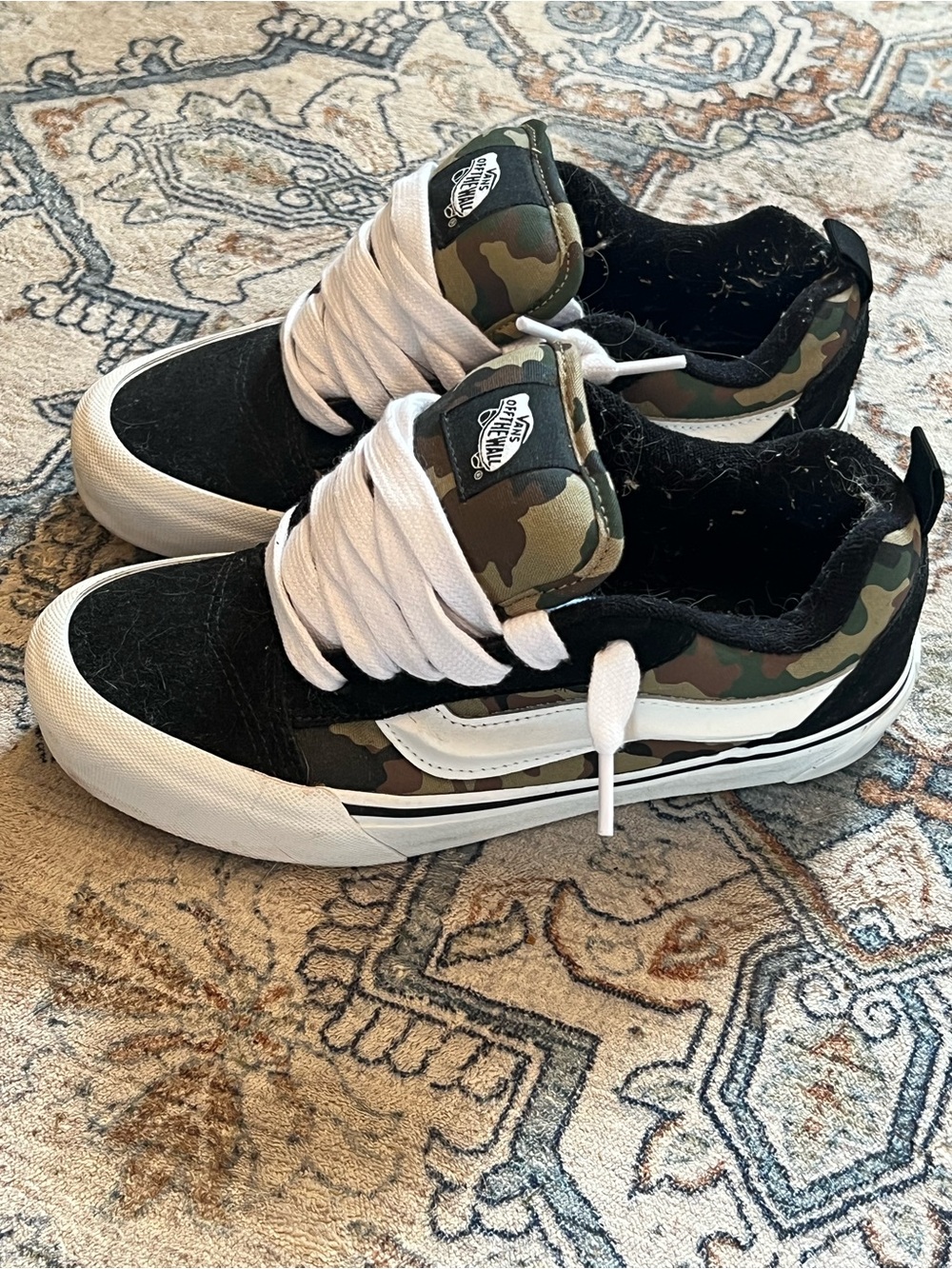 Vans Low-Top Sneakers in Camouflage and Black